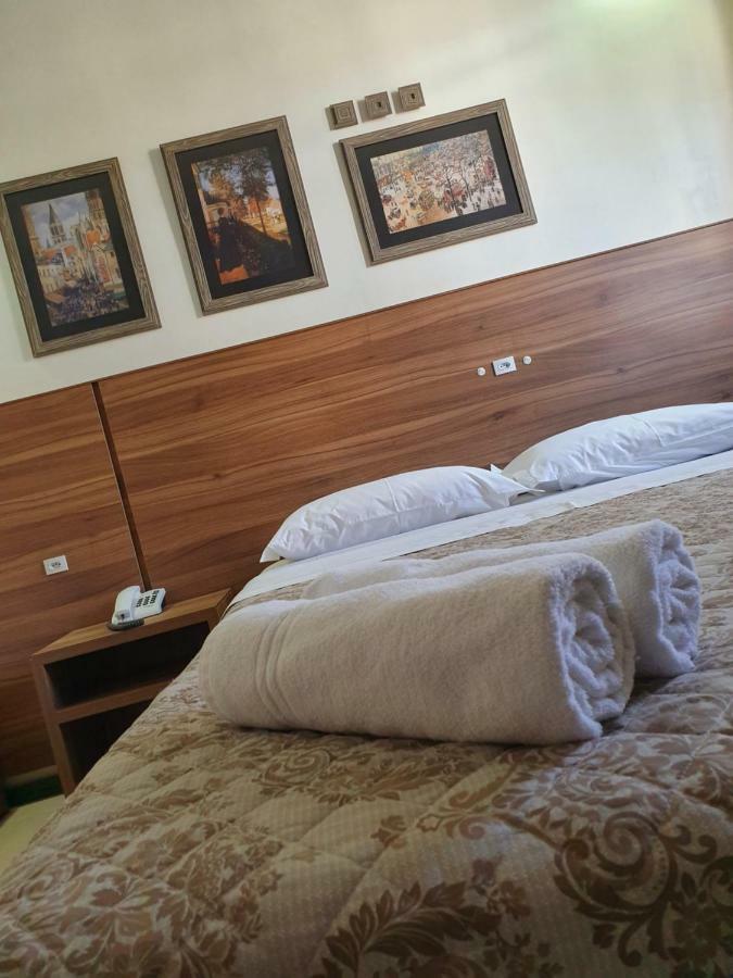 Hotel Pousada Henrique Lage Imbituba Eksteriør billede